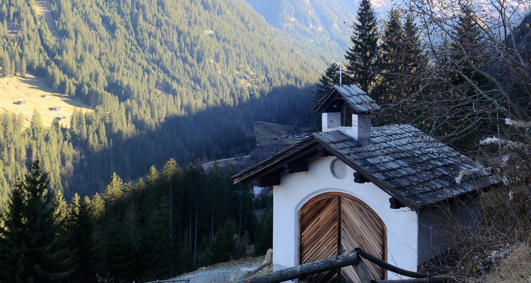 Das Foto zeigt die Kapelle St. Benedikt Crest in Tenigerbad