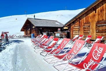 Schneebar Miret (oua_72756613_image)