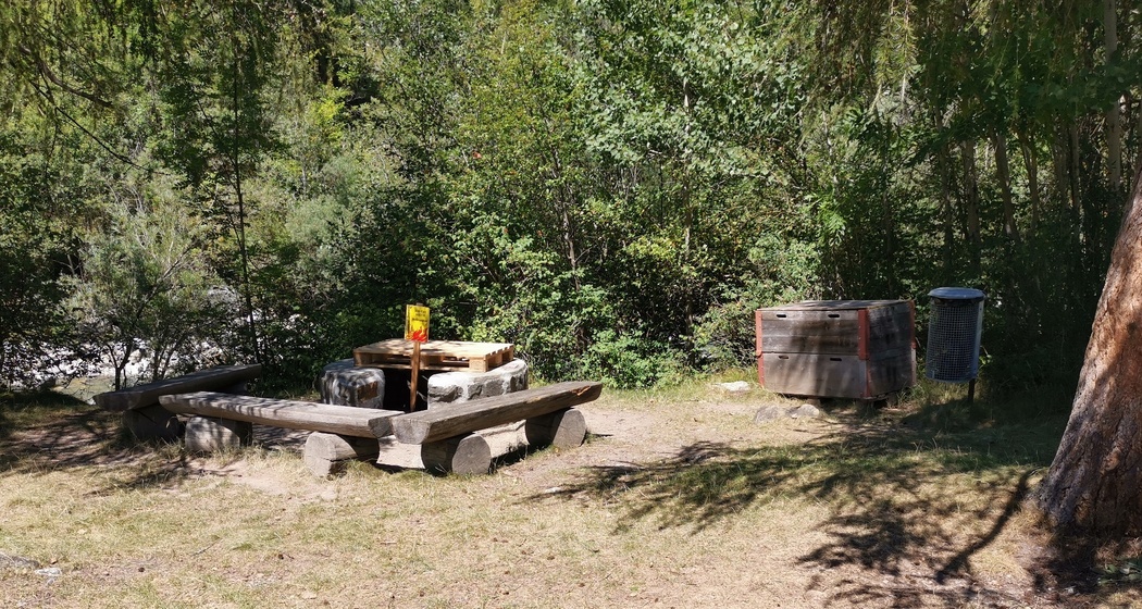 Feuerstelle Nislas bei Zillis-Reischen