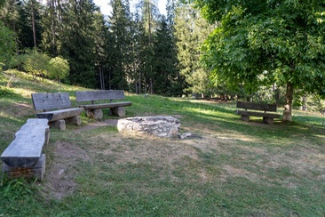 Fireplace and benches Plans