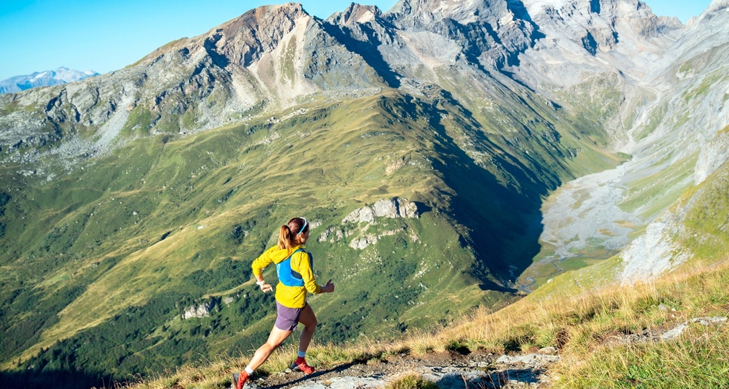 Trailruning mit Blick auf Val Frisal