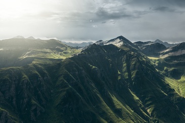 Bärenhorn mit Teischer im Vordergrund