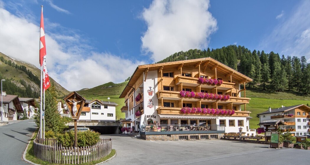 Elektroauto-Ladestation Hotel Cresta (oua_73797343_image)