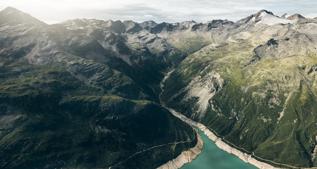 Canaltal mit Canalbrücke im Vordergrund
