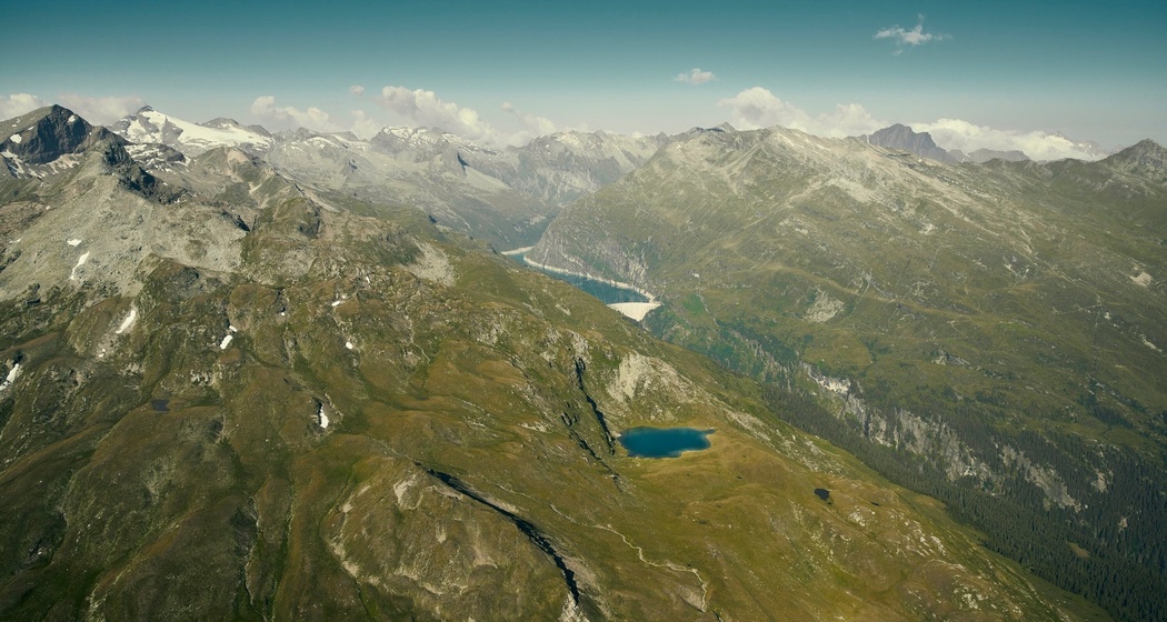 Selvasee mit Hohbüel im Vordergrund