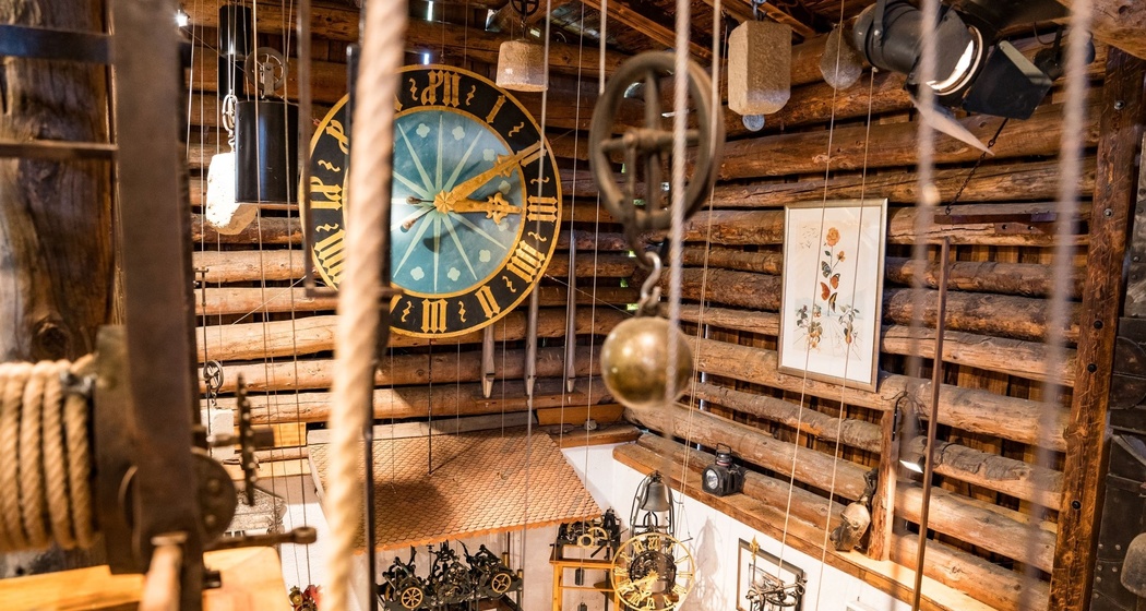 Ausstellung Turmuhrenmuseum Tartar