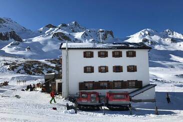 Mountain Restaurant Heidelberger Hütte (oua_74126409_image)