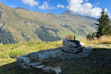 Caminetto Dürrabüel