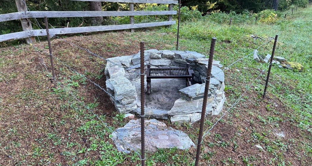 Feuerstelle Pavillion / Panell