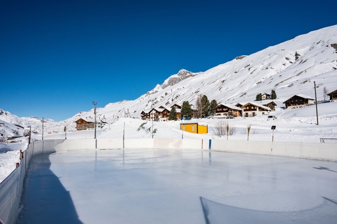 Patinoire naturelle Avers-Juppa