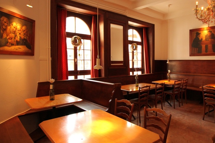 Essraum von Casa Casutt in Ilanz