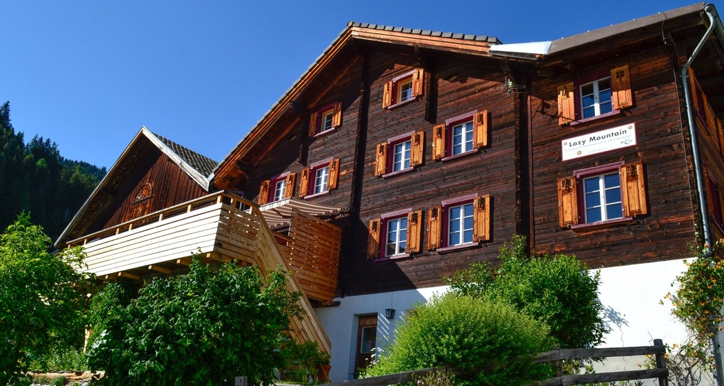 La Terrassa in Ladir von Aussen