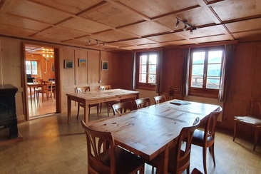 Das Restaurant von Innen von La Terrassa in Ladir