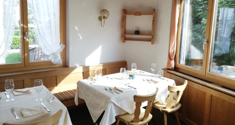 Restaurant & Weinstube Alpenrose