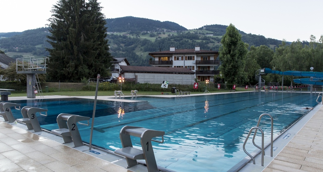Pool vom Schwimmbad in Ilanz