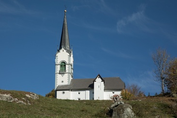 Katholische Pfarrkirche St. Zeno in Ladir