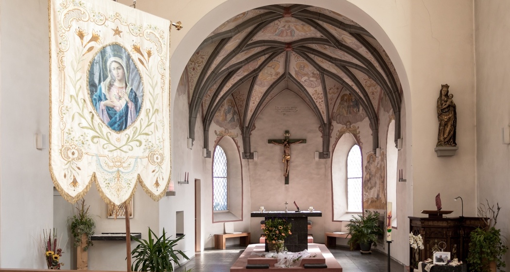 Katholische Pfarrkirche St. Georg in Ruschein