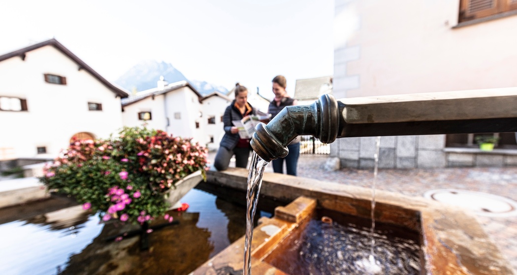 Dorfbrunnen Plazetta