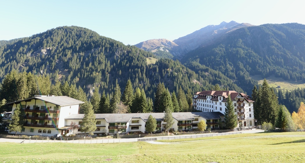 Aufnahme des Tenigerbads in Val Sumvitg.