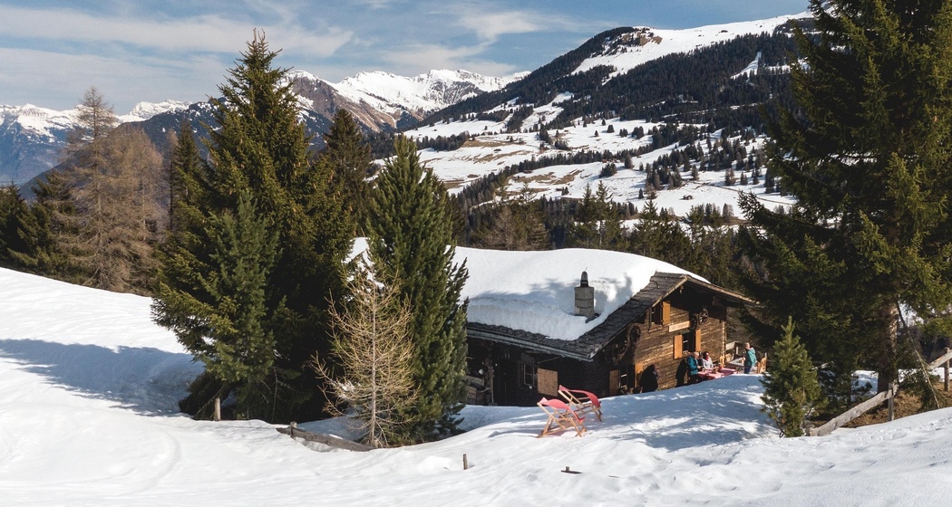 Gelgenheitbeiz Alp Pargitsch aussen