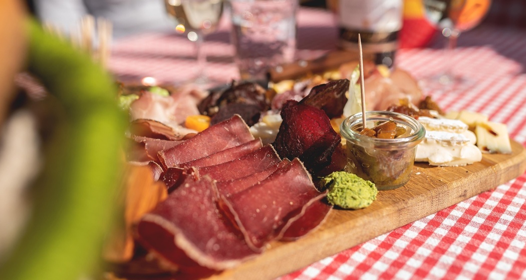 Gelgenheitbeiz Alp Pargitsch Plättli