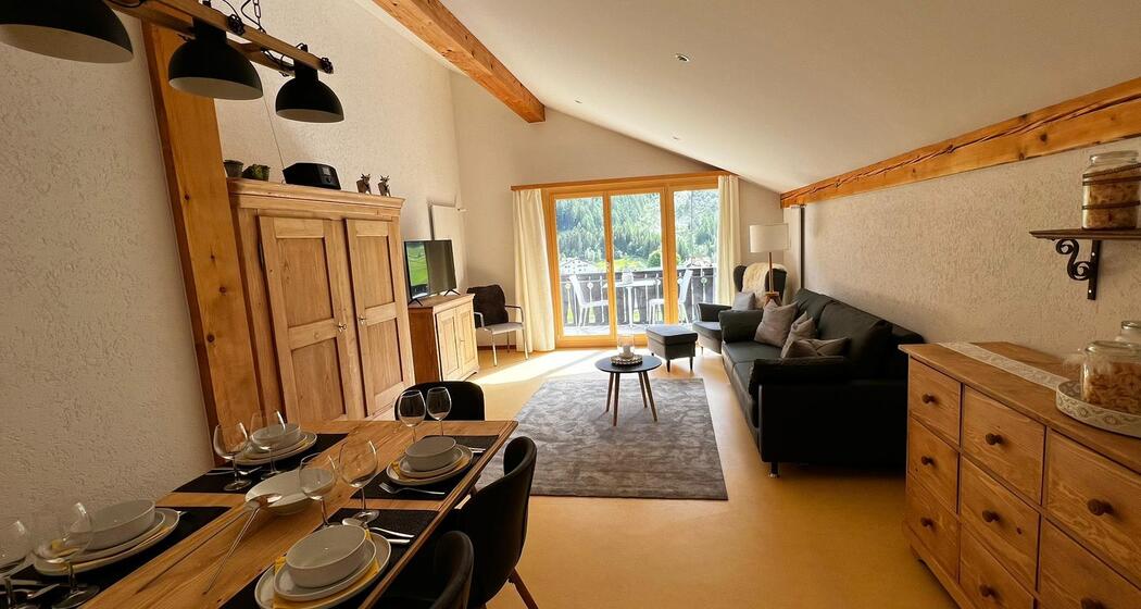 Wohn- Essezimmer, Munggäschlupf