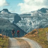 En chemin vers l'Alp Stavonas