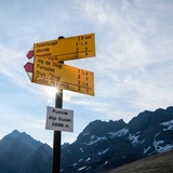 Etappe 14: Ducanfurgga mit Wegweiser