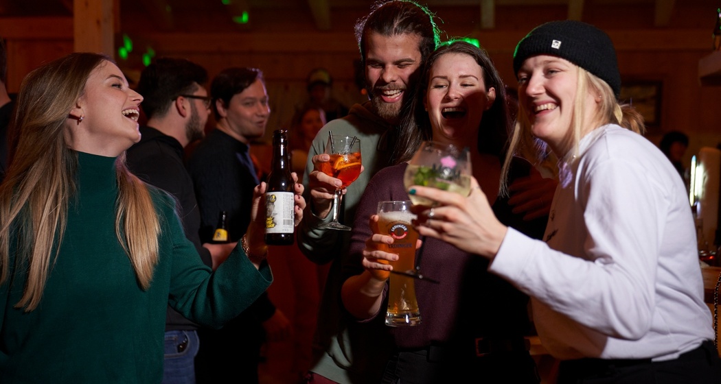 Alpen Chic - Die Après-Ski Bar in Savognin (oua_76108785_image)