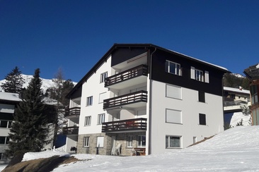 Haus Tgamona Blick von der Skipiste