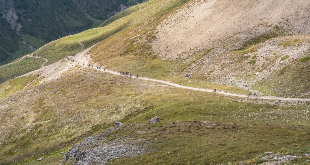 Die letzten Meter des Anstiegs auf den Chaschauna-Pass
