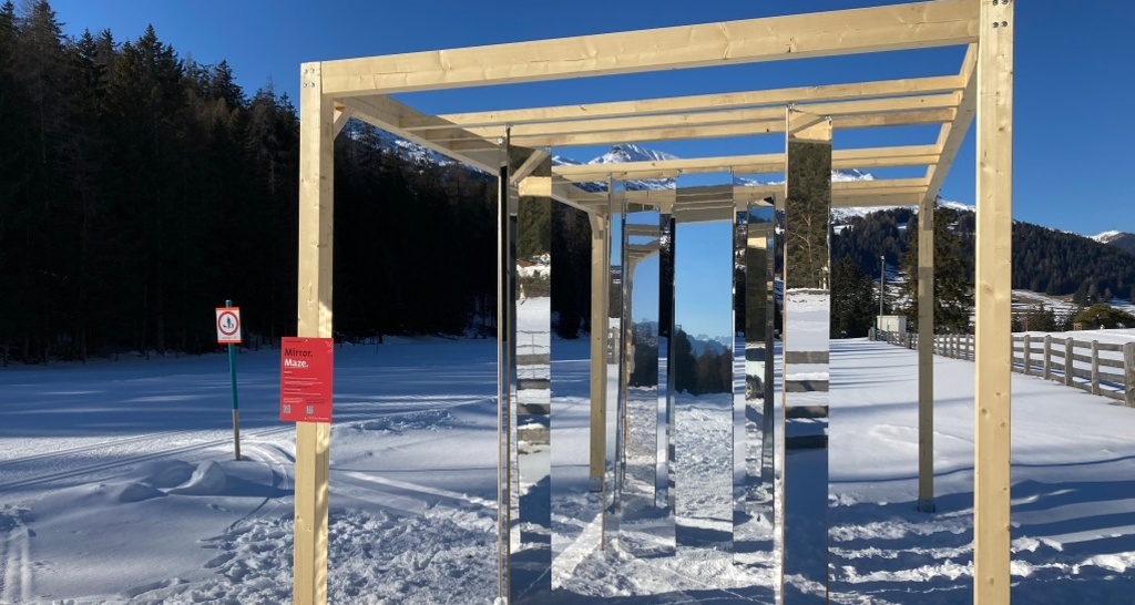 Mirror Maze - Lenzerheide Foto Spot