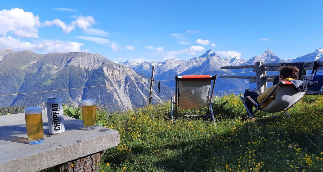 Ausblick von der Berghütte Martrüel