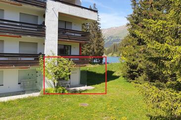 Ferienwohnung Seegarten Aussenansicht mit See Somm