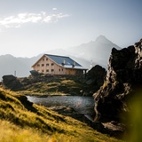 Alpine hut hike Kesch Trek (Stage 2) (oua_78173403_image)