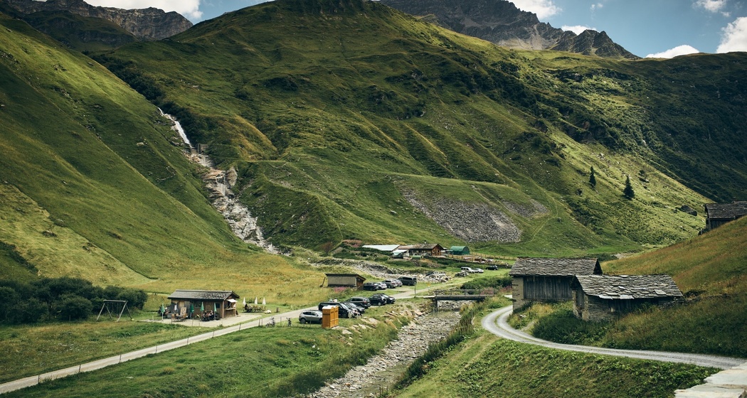 Kiosk Peil mit Geissalp Peil Sust