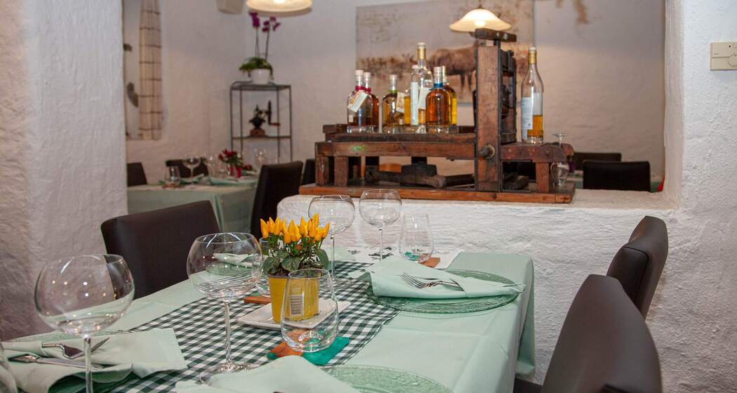 Ustareia Alpina (oua_78177290_image)