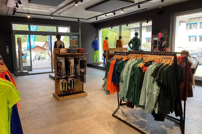 Mountainshop Aventüras – Zernez (oua_78203041_image)