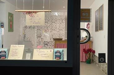 La facciata del negozio