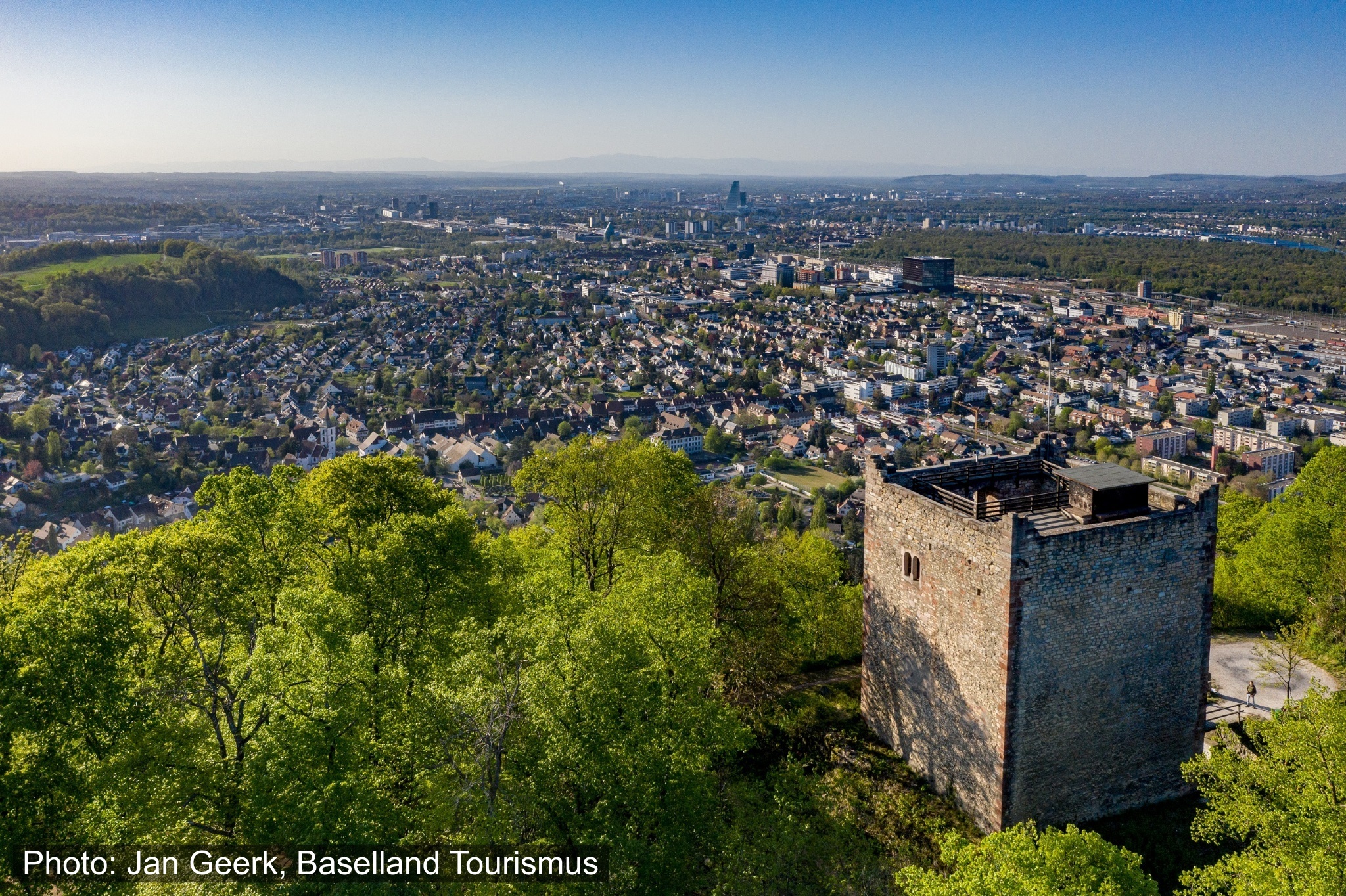 Burgenwanderung zu den Burgen auf dem Wartenberg: Kinderwagen kurz