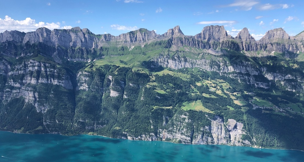 Gleitschirmfliegen am Flumserberg