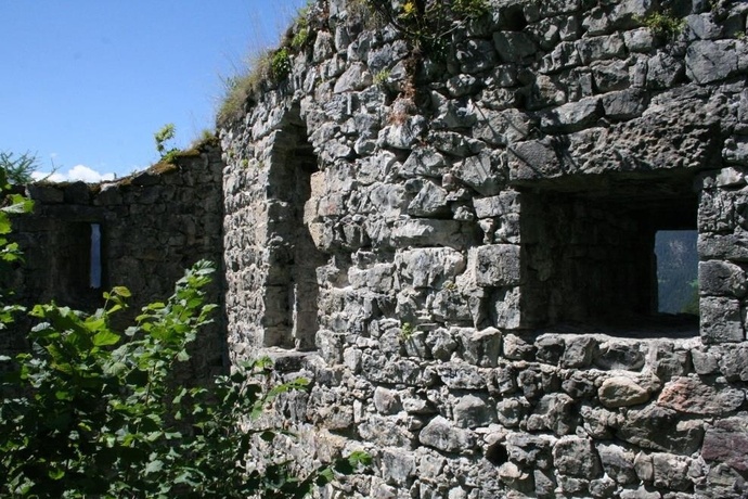 Burgruine Greifenstein in Filisur