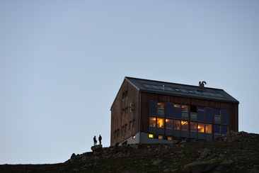 Cabane Kesch, 2'625 m. (oua_78854489_image)