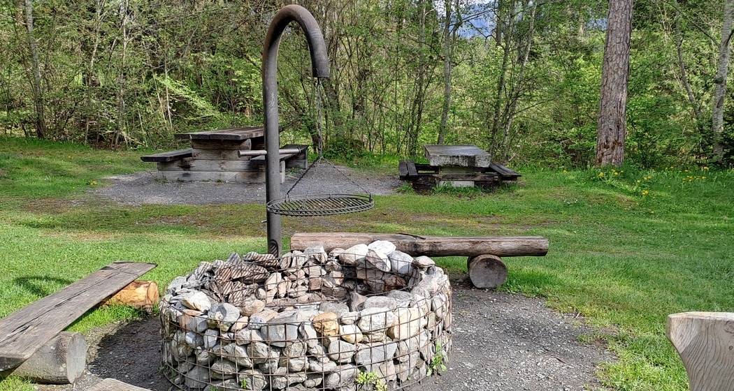 Feuerstelle Trin Mulin (La Banna) (oua_79063427_image)