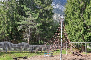 Spielplatz Trin Mulin (oua_79063459_image)