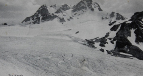 Der Porchabella-Gletscher und die Kesch-Hütte um 1900.