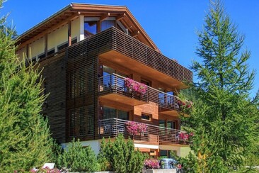 Elektroauto-Ladestation Apart Lischana (oua_80632728_image)