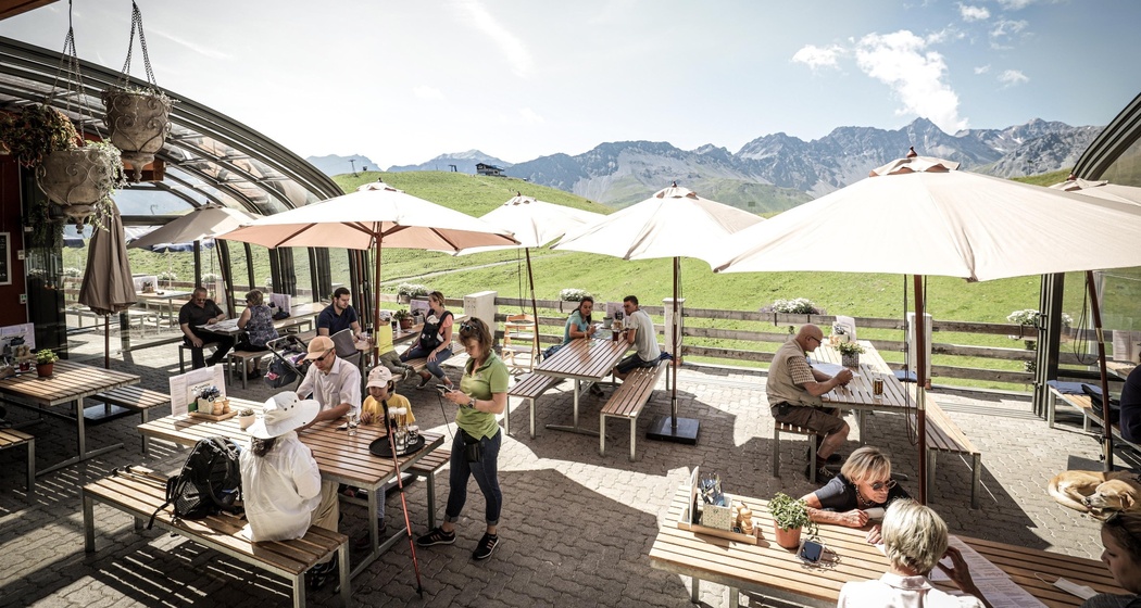 Brügerstuba Sommer 3