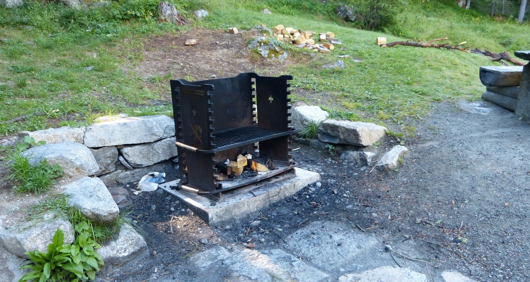 Feuerstelle Paravicini Hütte (oua_82357492_image)