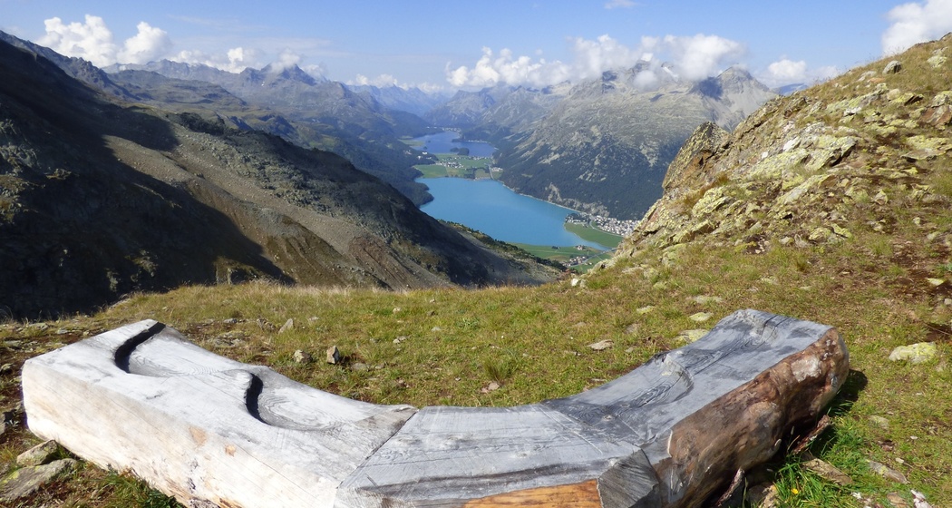 Sitzbank Piz da l'Ova Cotschna (oua_82358016_image)